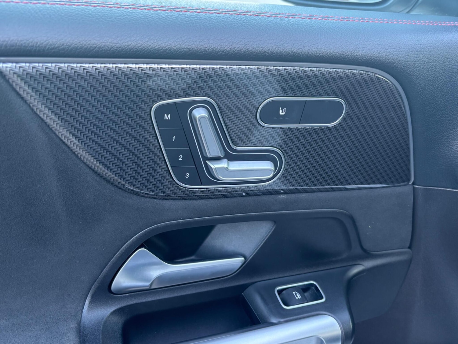 Used Mercedes-Benz GLB 2021 for sale - 76899126: Photo 49