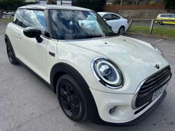 Used MINI Hatch 2019 for sale - 74599250: Photo