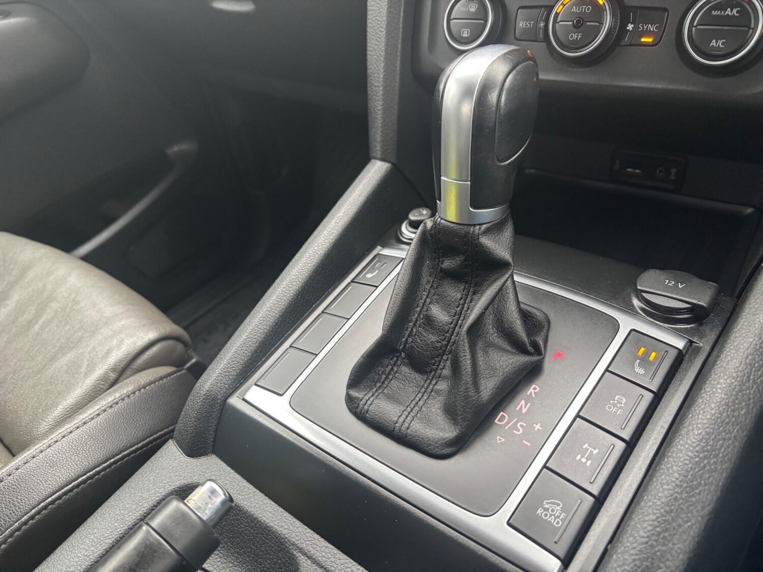 Used Volkswagen Amarok 2018 for sale - 77497161: Photo 29