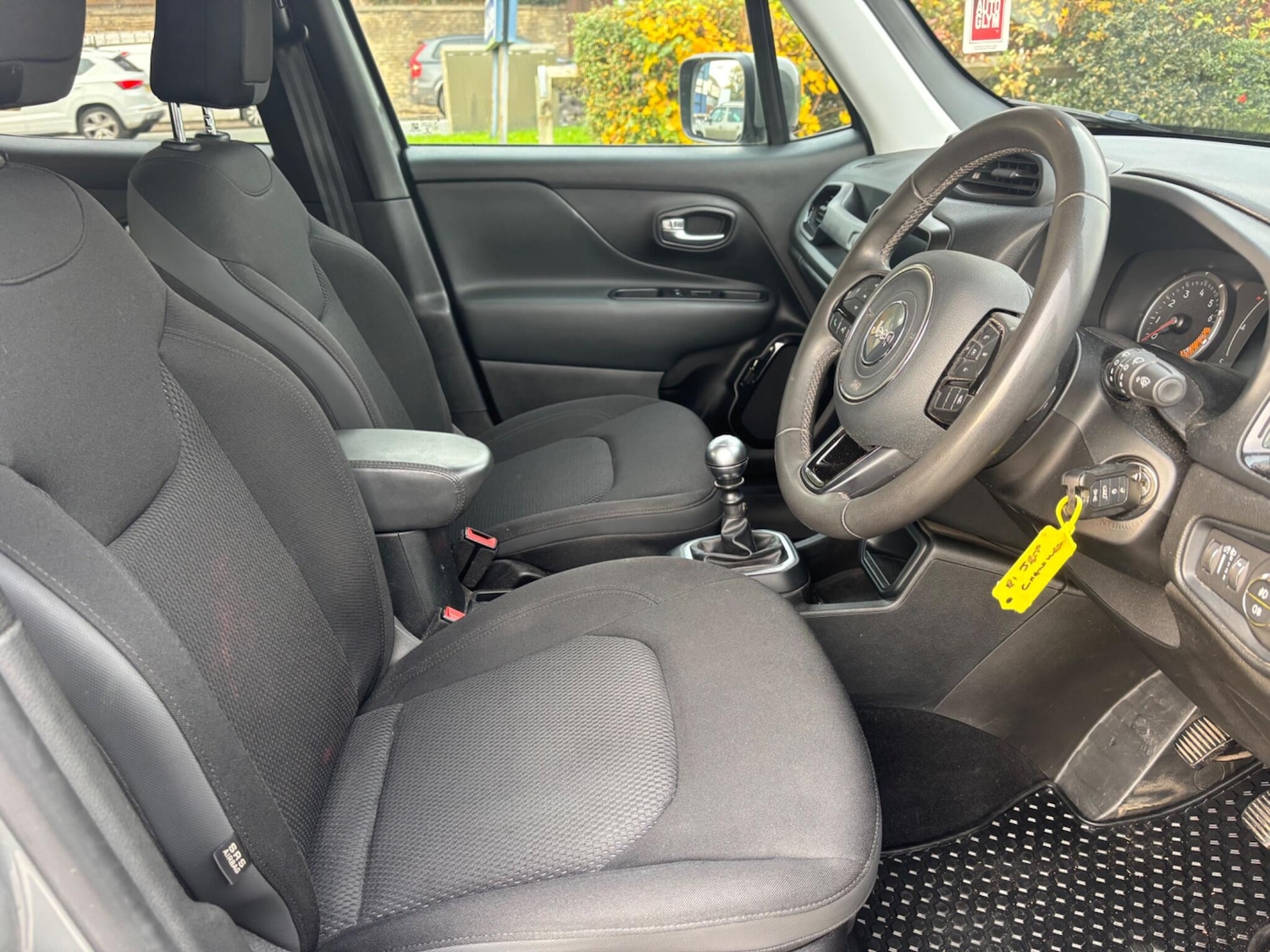 Used Jeep Renegade 2021 for sale - 76498837: Photo 8