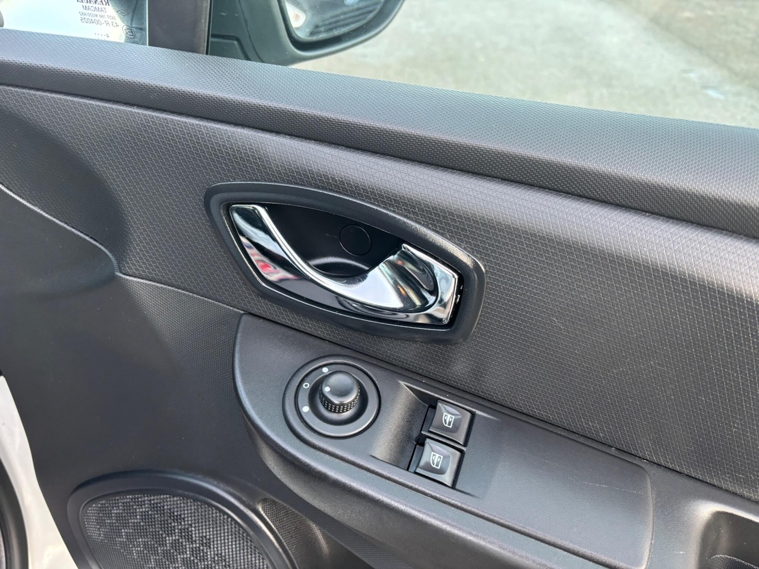 Used Renault Clio for sale - 77230456: Photo 19