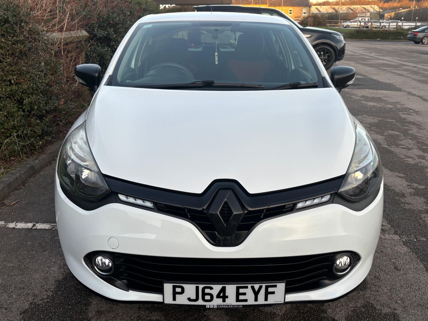 Used Renault Clio for sale - 77230456: Photo 2