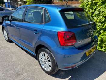 Used Volkswagen Polo 2015 for sale - 74573819: Photo