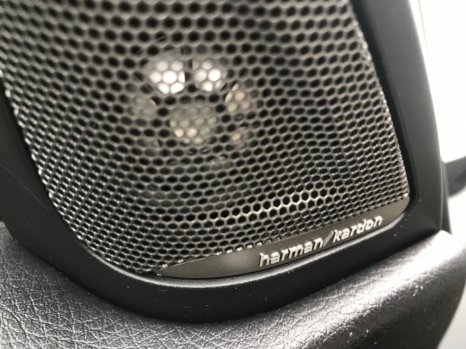 Used BMW 3 Series 2017 for sale - 76996561: Photo 11