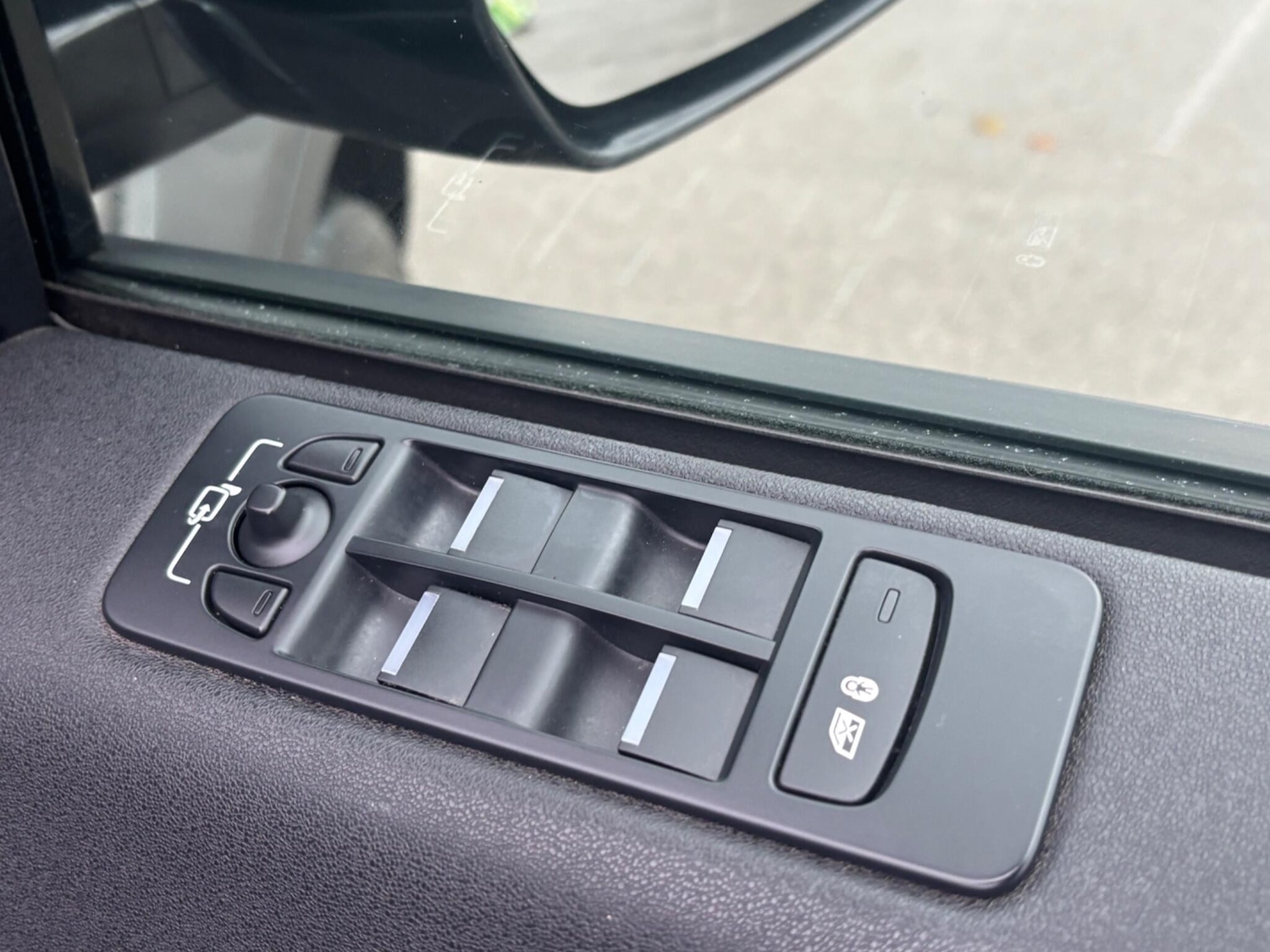 Used Land Rover Discovery Sport for sale - 76729029: Photo 22