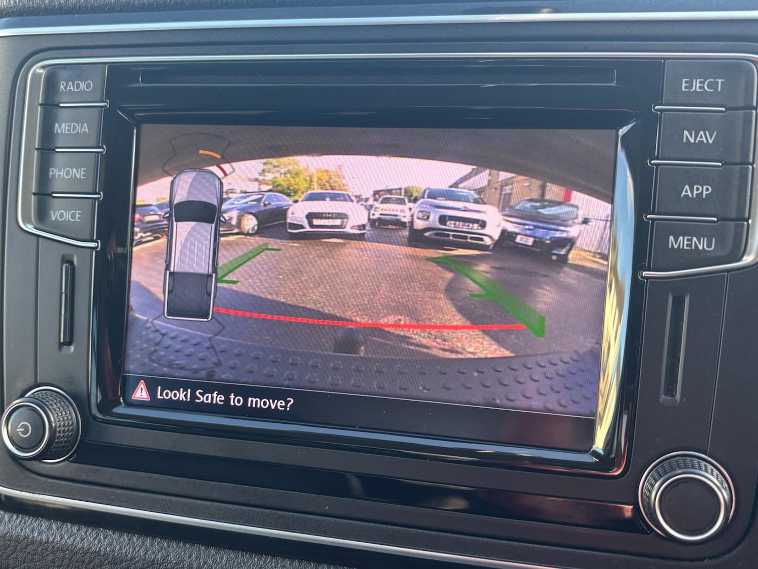 Used Volkswagen Amarok 2018 for sale - 76388414: Photo 10