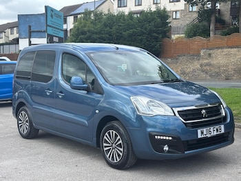 Used Peugeot Partner Tepee 2016 for sale - 75388436: Photo