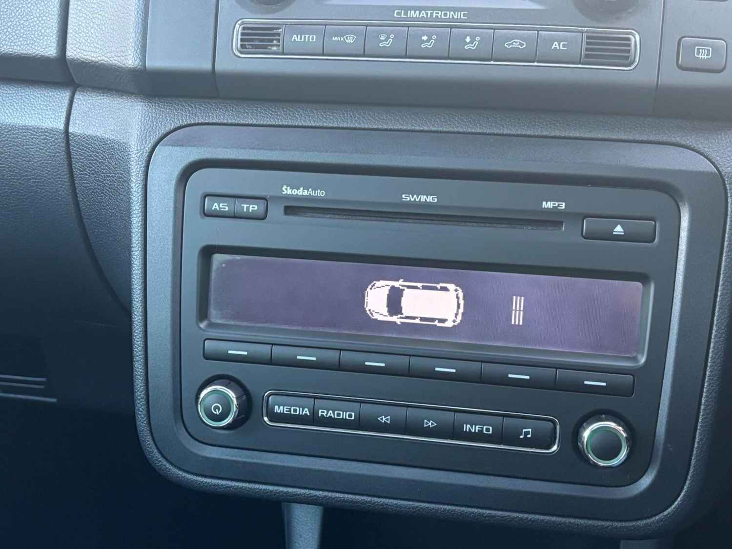 Used Skoda Roomster 2012 for sale - 76689543: Photo 21