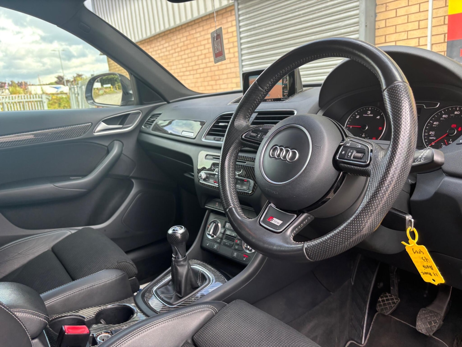 Used Audi Q3 2013 for sale - 76388763: Photo 10