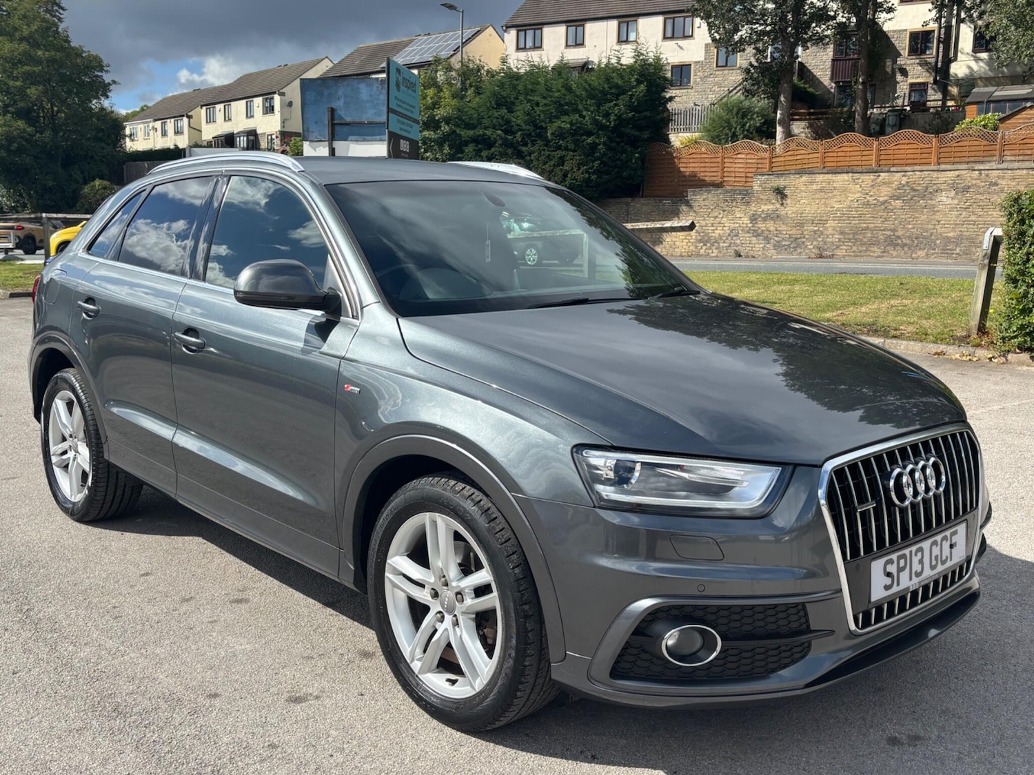 Used Audi Q3 2013 for sale - 76388763: Photo 3