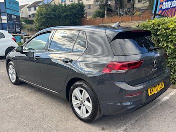 Used Volkswagen Golf 2020 for sale - 76032720: Photo