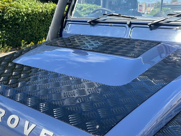Used Land Rover Defender 90 2011 for sale - 75059930: Photo 33