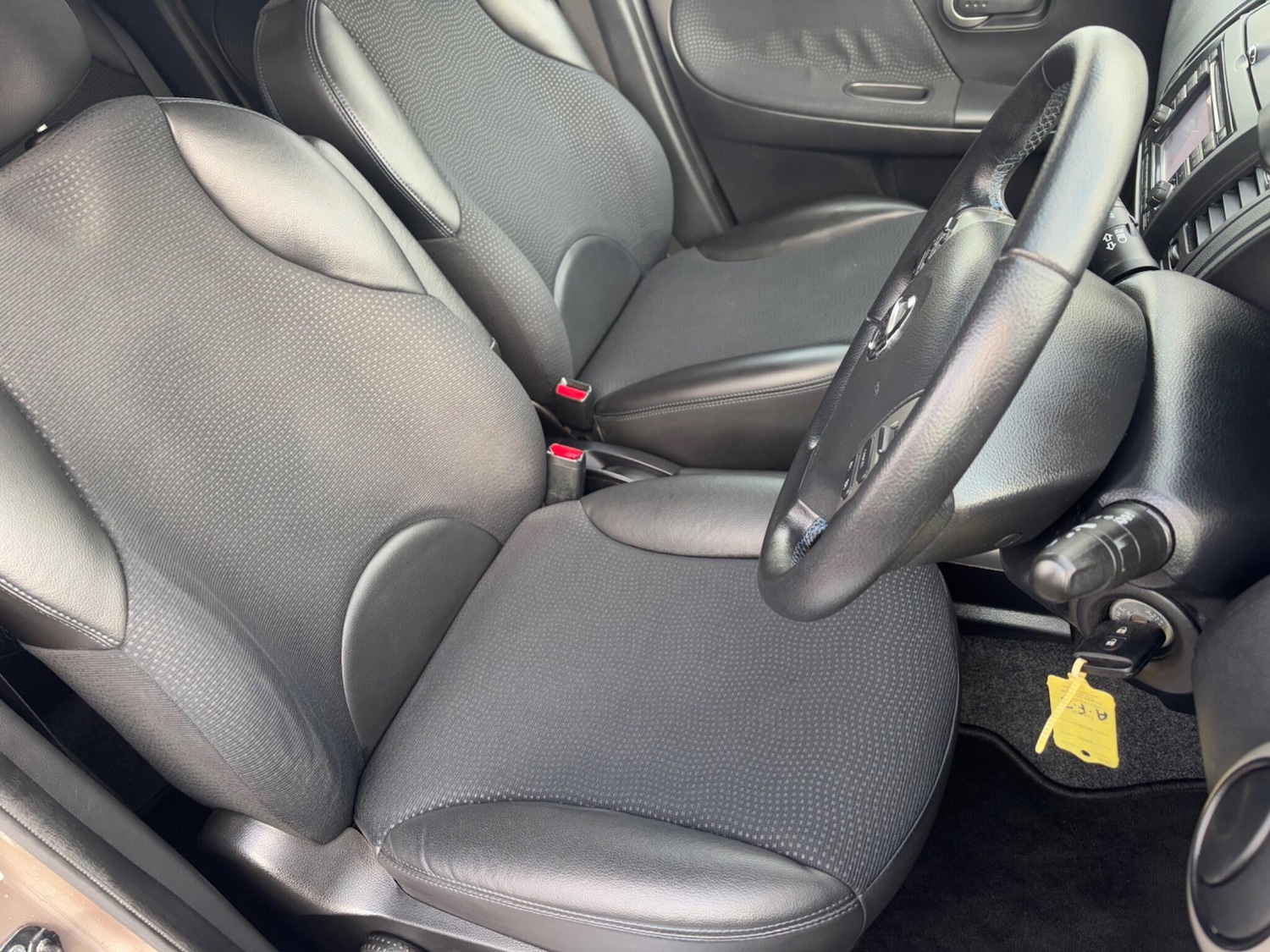 Used Nissan Note 2012 for sale - 76613349: Photo 11