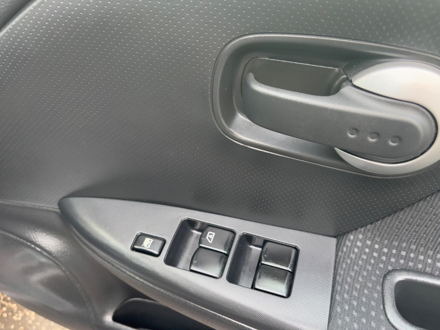 Used Nissan Note 2012 for sale - 76613349: Photo 23