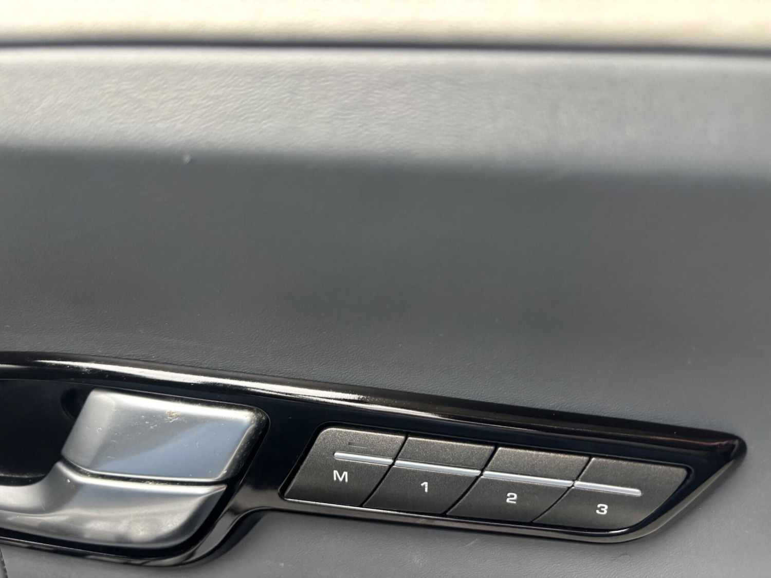 Used Land Rover Range Rover Evoque 2012 for sale - 77793452: Photo 25