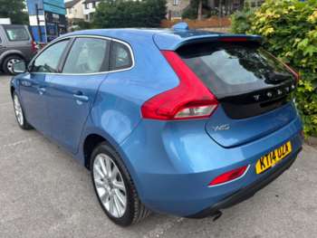 Used Volvo V40 2014 for sale - 74965456: Photo