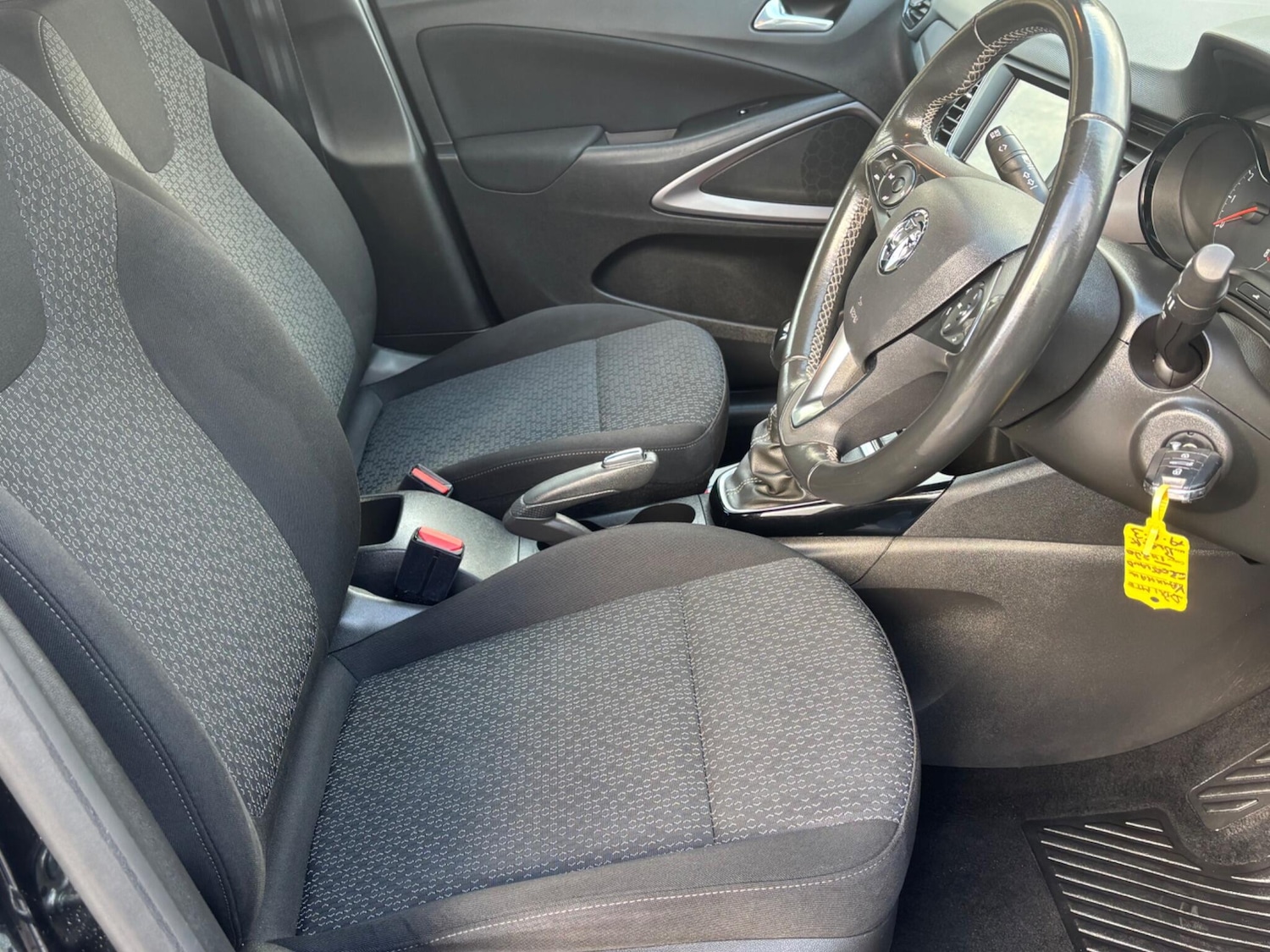 Used Vauxhall Crossland 2021 for sale - 76886870: Photo 11