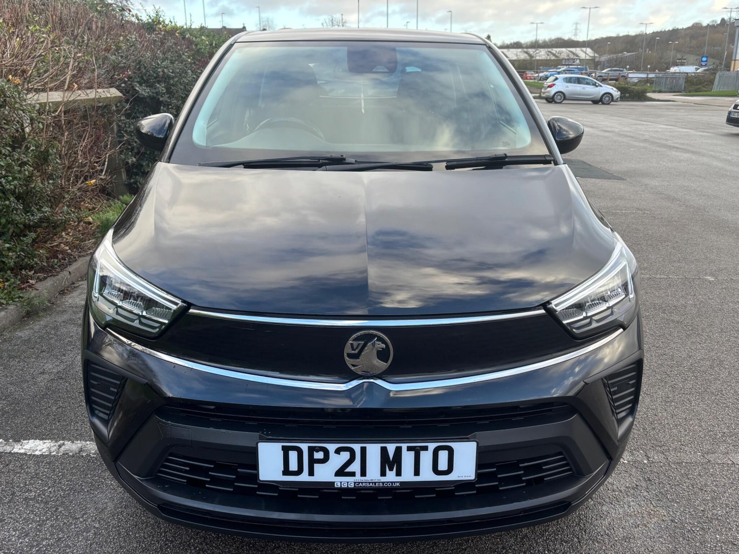 Used Vauxhall Crossland 2021 for sale - 76886870: Photo 2