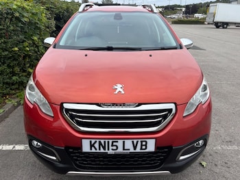 Used Peugeot 2008 2015 for sale - 75634625: Photo