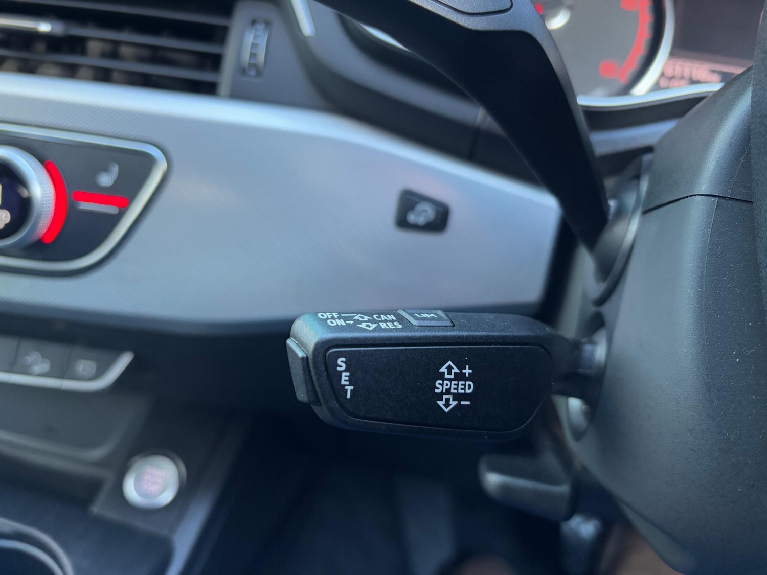 Used Audi A4 Allroad 2017 for sale - 76607419: Photo 19