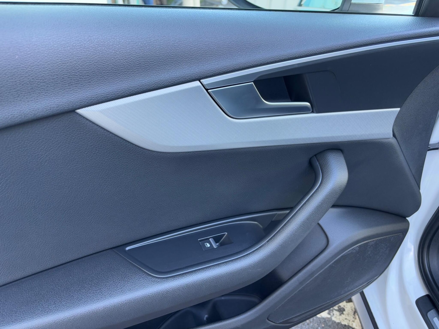 Used Audi A4 Allroad 2017 for sale - 76607419: Photo 26