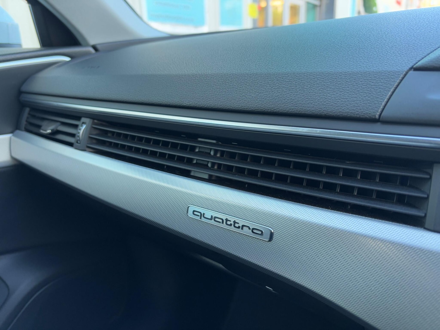 Used Audi A4 Allroad 2017 for sale - 76607419: Photo 32