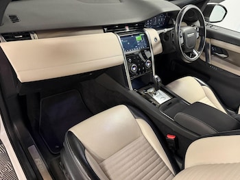 Used Land Rover Discovery Sport 2020 for sale - 78959671: Photo