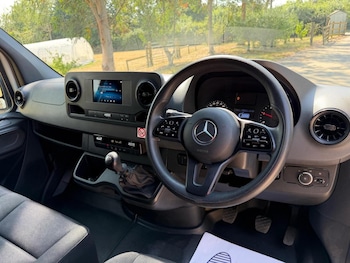 Used Mercedes-Benz Sprinter 2023 for sale - 79111533: Photo