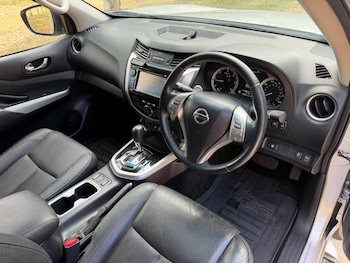 Used Nissan Navara 2018 for sale - 79111518: Photo