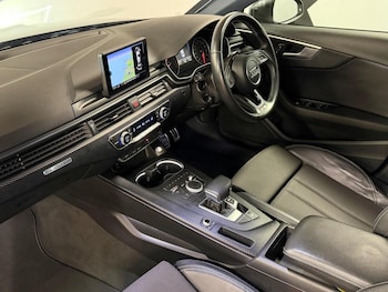 Used Audi A4 2017 for sale - 79487731: Photo