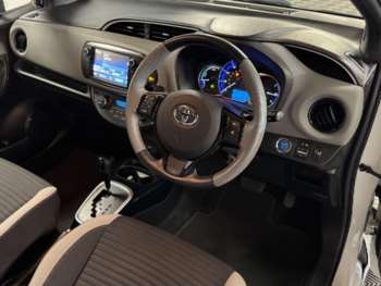 Used Toyota Yaris 2016 for sale - 74796882: Photo