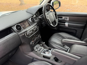 Used Land Rover Discovery 2016 for sale - 79563988: Photo
