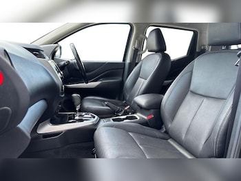 Used Nissan Navara 2021 for sale - 79220627: Photo