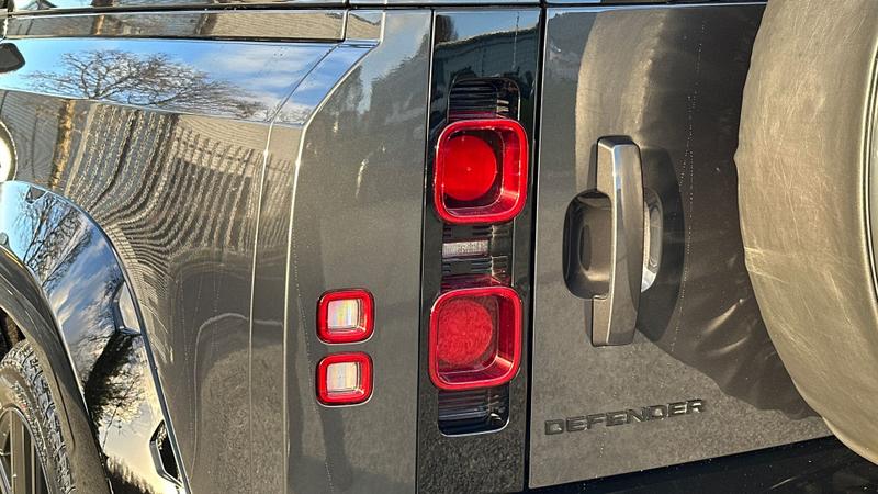 Used Land Rover Defender 2025 for sale - 77340083: Photo 19