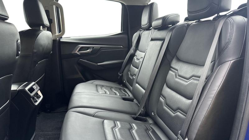 Used Isuzu D-Max 2024 for sale - 77339934: Photo 4