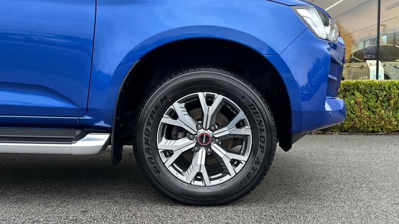 Used Isuzu D-Max 2024 for sale - 77339934: Photo 8