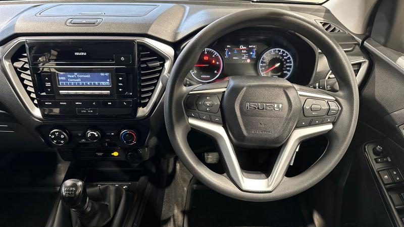Used Isuzu D-Max 2023 for sale - 77339880: Photo 14