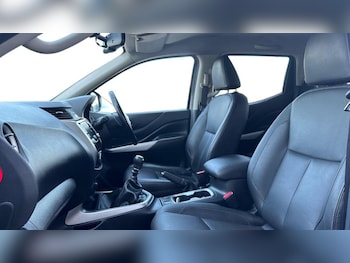 Used Nissan Navara 2021 for sale - 79249797: Photo