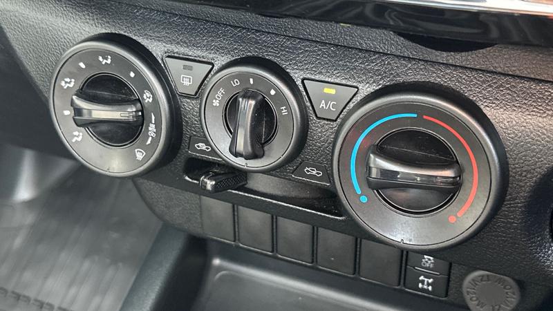 Used Toyota Hilux 2024 for sale - 78206106: Photo 12