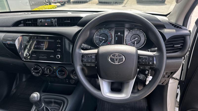 Used Toyota Hilux 2024 for sale - 78206106: Photo 14