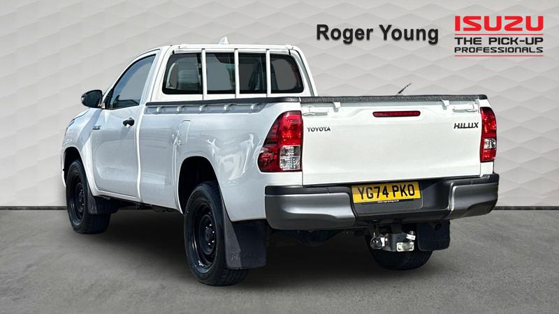 Used Toyota Hilux 2024 for sale - 78206106: Photo 2