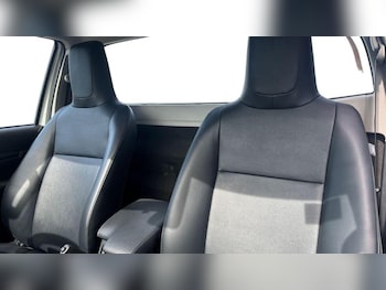 Used Toyota Hilux undefined for sale - 78206106: Photo