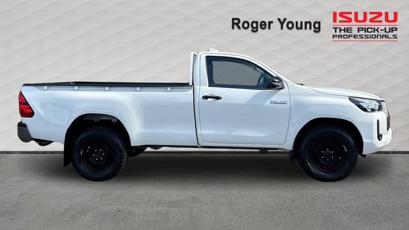 Used Toyota Hilux 2024 for sale - 78206106: Photo 5