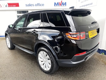 Used Land Rover Discovery Sport 2019 for sale - 79441413: Photo