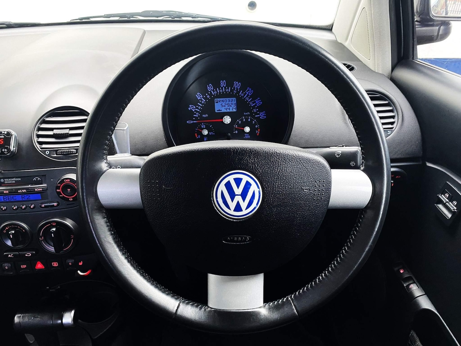 Used Volkswagen Beetle 2002 for sale - 77372656: Photo 14