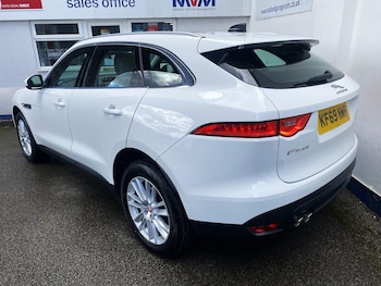 Used Jaguar F-Pace 2019 for sale - 79382022: Photo