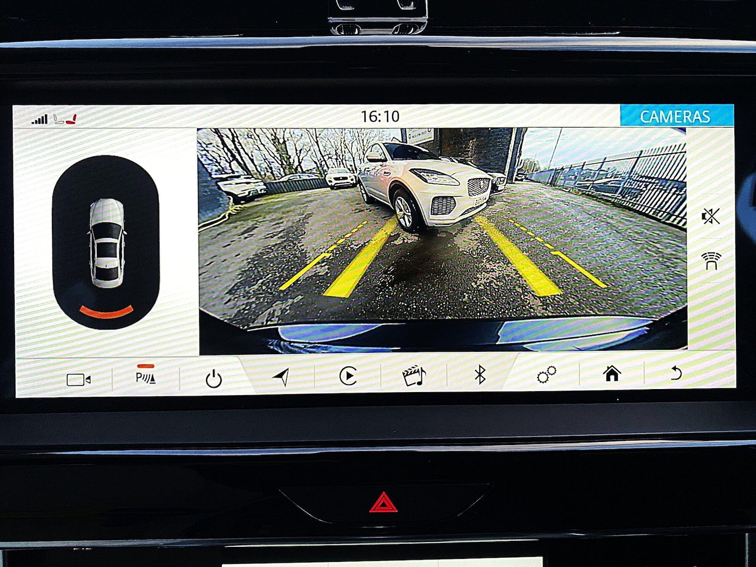 Used Jaguar XE 2019 for sale - 77372654: Photo 27