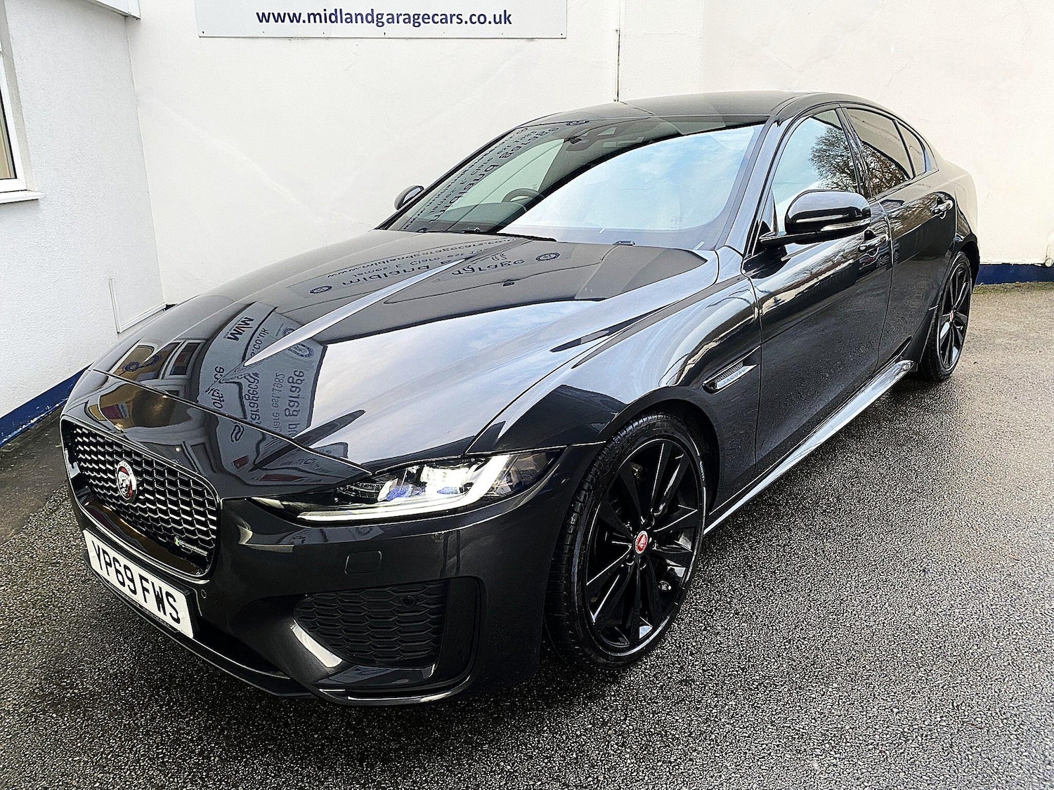 Used Jaguar XE 2019 for sale - 77372654: Photo 4