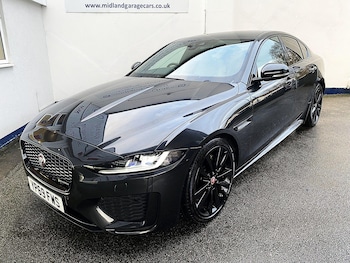 Used Jaguar XE 2019 for sale - 77372654: Photo