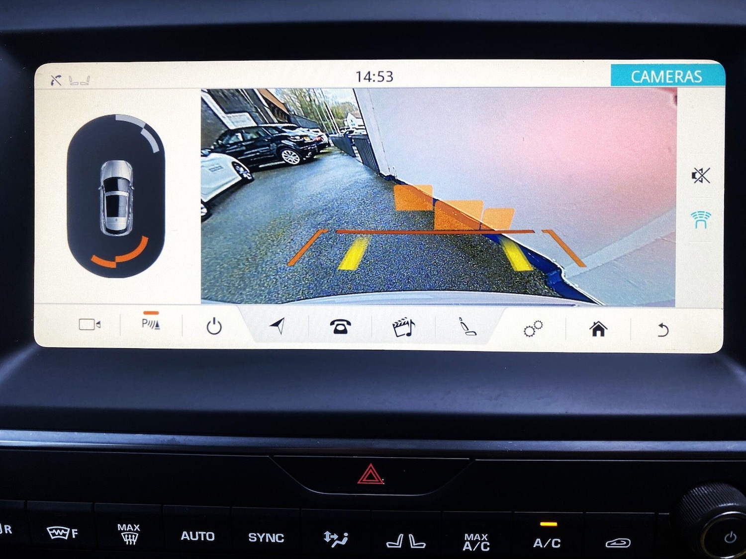 Used Jaguar E-Pace 2020 for sale - 77372650: Photo 27